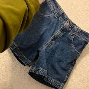 ❤️Petite Levi’s Cargo Shorts❤️